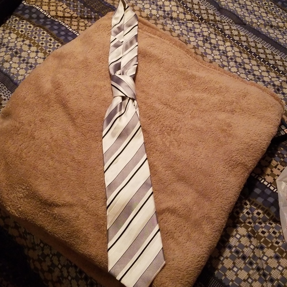 Tie